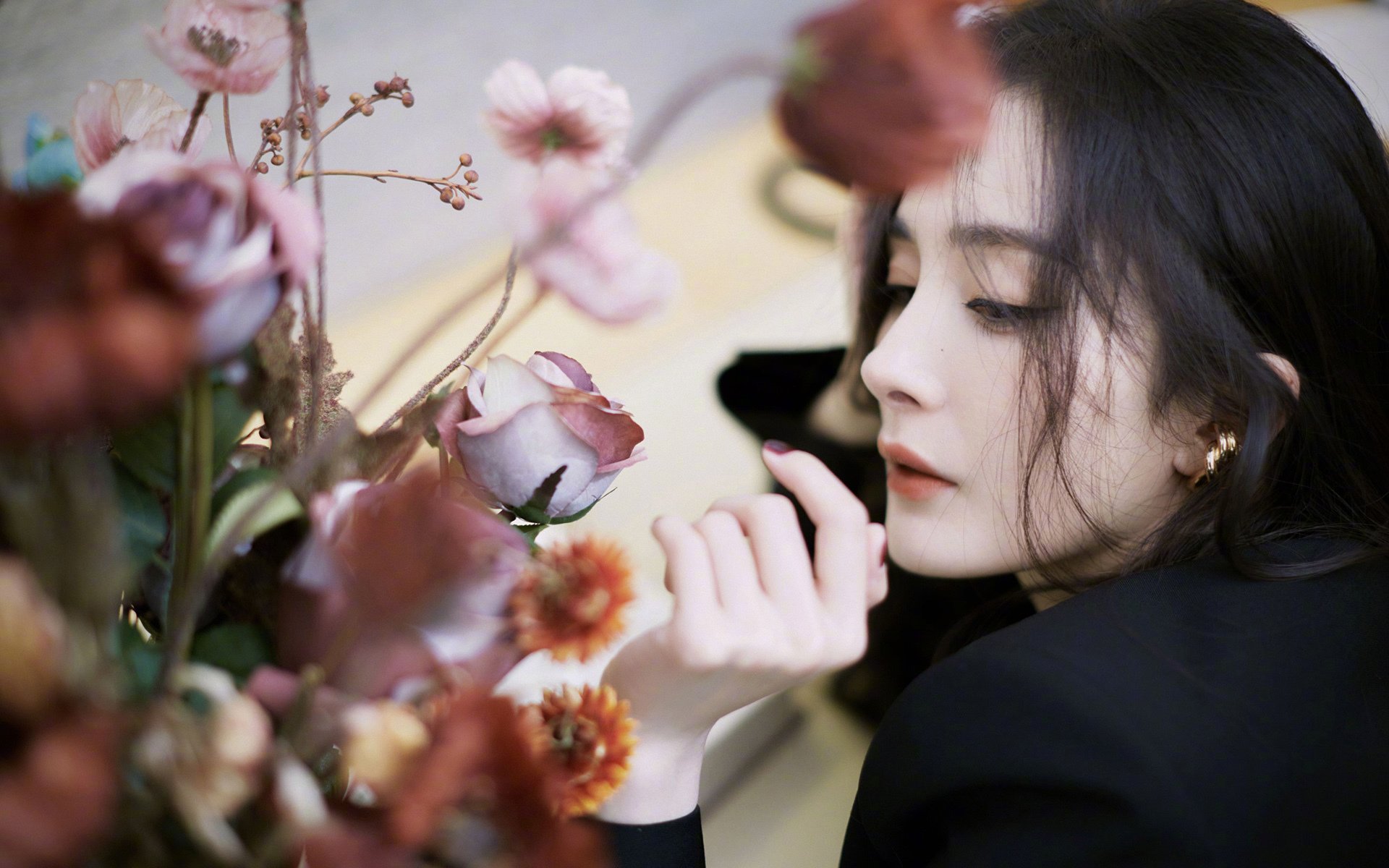 爱游戏大厅-伊朗男足在巴黎奥运会上展现出强大的进攻火力，伊朗男足球星